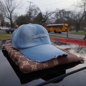 Authentic Gucci hat light blue and tote bag